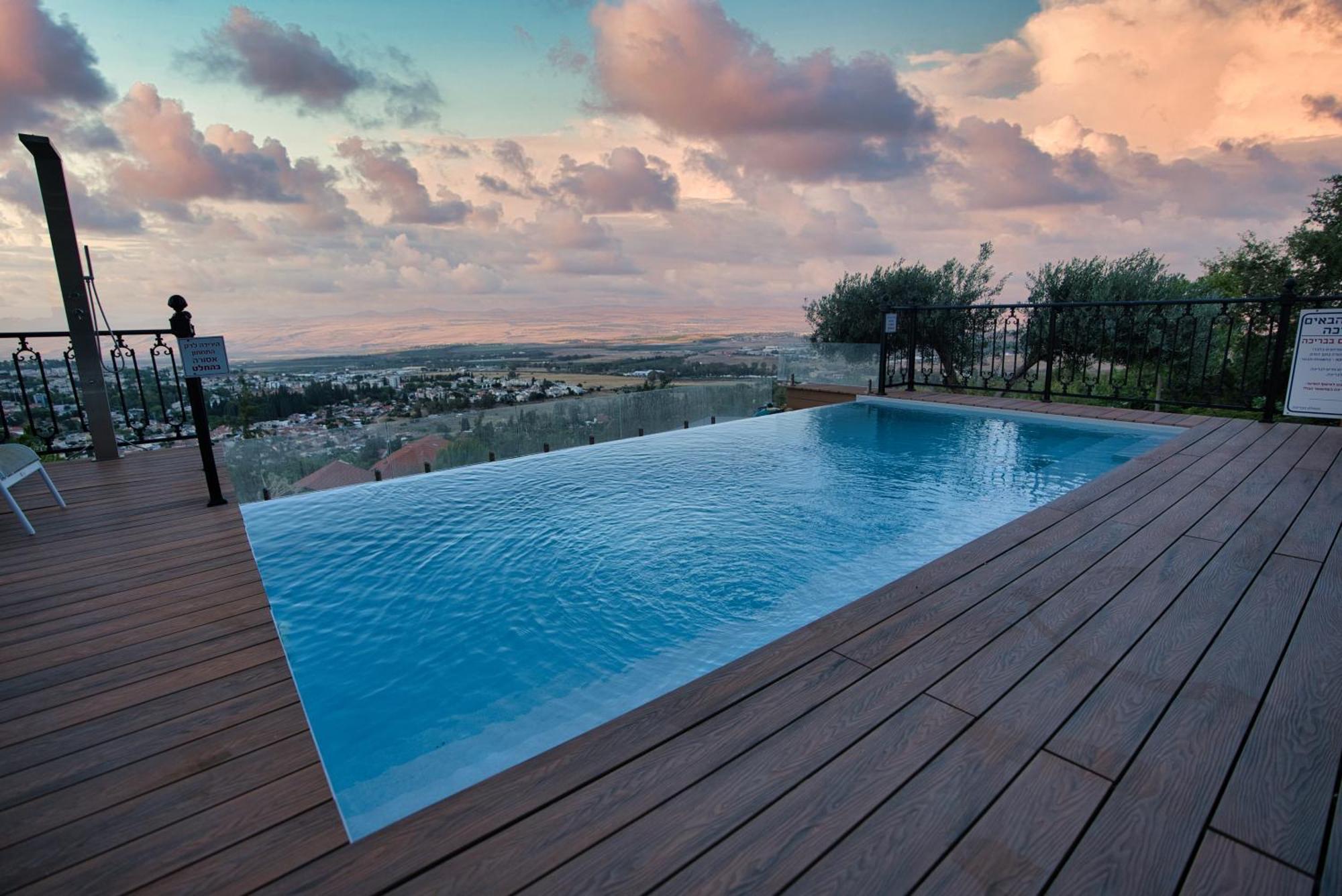 Hameiri Estate Rosh Pinna Exterior photo
