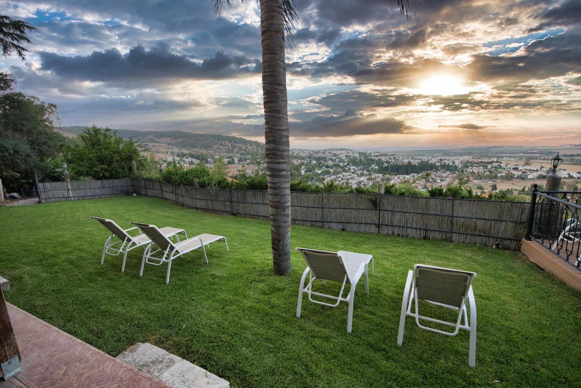 Hameiri Estate Rosh Pinna Exterior photo